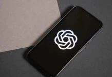 OpenAI придбала стартап колишніх інженерів Apple